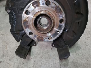 bontott VW GOLF VII Jobb első Csonkállvány Kerékaggyal