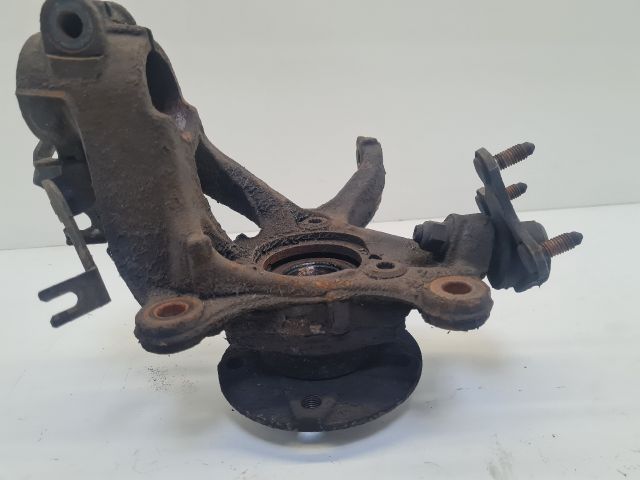 bontott VW GOLF VII Jobb első Csonkállvány Kerékaggyal