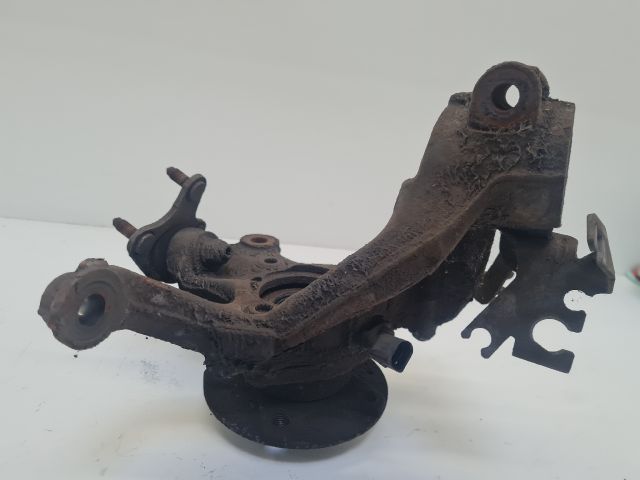 bontott VW GOLF VII Jobb első Csonkállvány Kerékaggyal