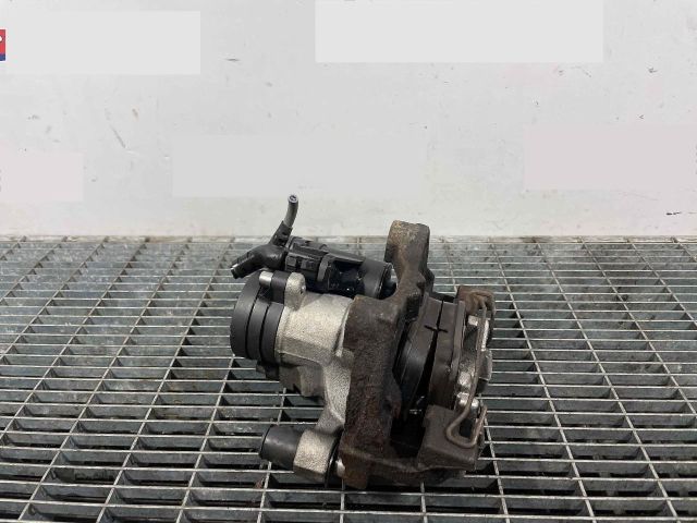 bontott VW GOLF VII Jobb hátsó Féknyereg Munkahengerrel