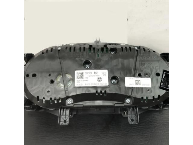 bontott VW GOLF VII Kilométeróra