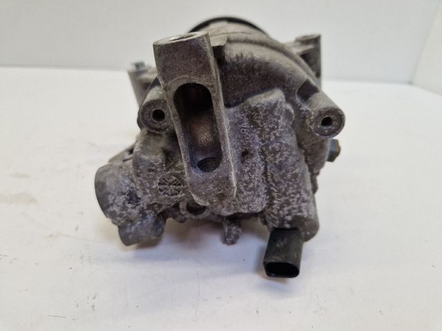 bontott VW GOLF VII Klímakompresszor