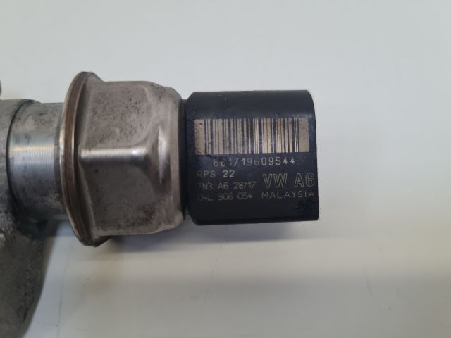 bontott VW GOLF VII Közösnyomócső