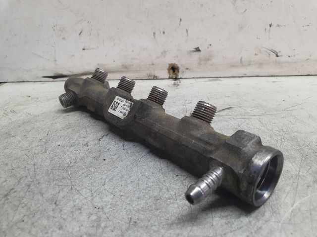 bontott VW GOLF VII Közösnyomócső