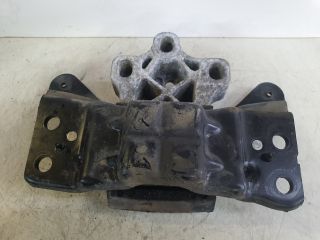 bontott VW GOLF VII Motor Tartó Bak (Fém)