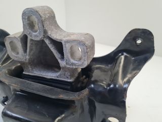 bontott VW GOLF VII Motor Tartó Bak (Pozíciófüggetlen)