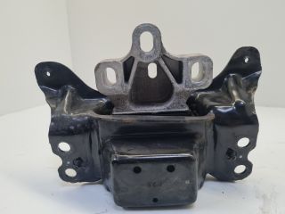 bontott VW GOLF VII Motor Tartó Bak (Pozíciófüggetlen)
