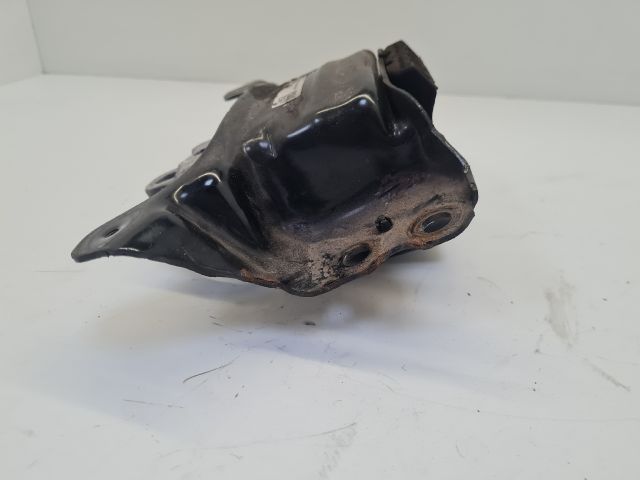 bontott VW GOLF VII Motor Tartó Bak (Pozíciófüggetlen)