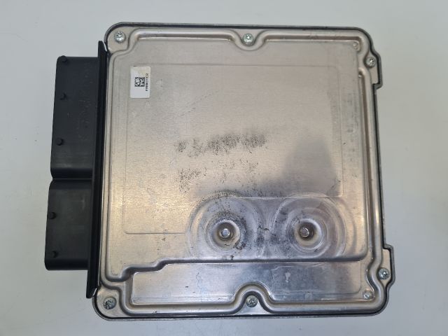 bontott VW GOLF VII Motorvezérlő