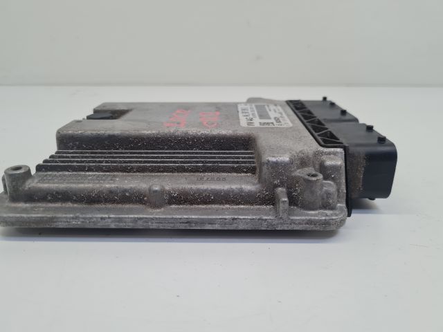 bontott VW GOLF VII Motorvezérlő