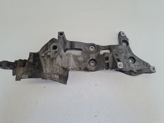 bontott VW GOLF VII Nagynyomású Szivattyú Bak