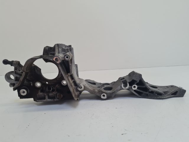 bontott VW GOLF VII Nagynyomású Szivattyú Bak