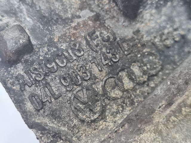 bontott VW GOLF VII Nagynyomású Szivattyú Bak