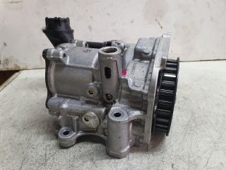 bontott VW GOLF VII Olajszivattyú