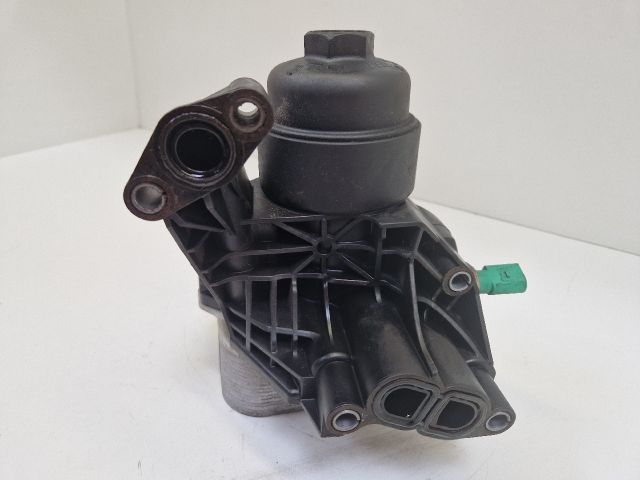 bontott VW GOLF VII Olajszűrő Ház