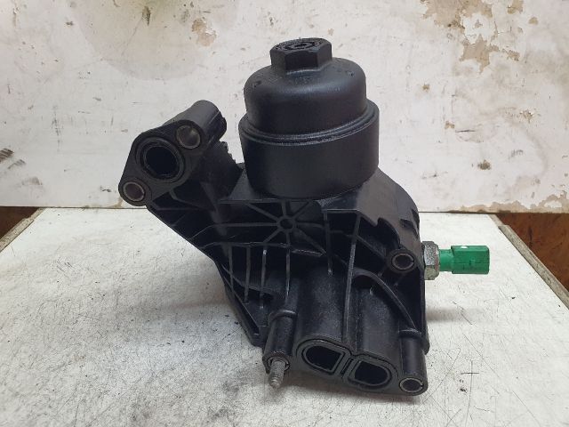 bontott VW GOLF VII Olajszűrő Ház