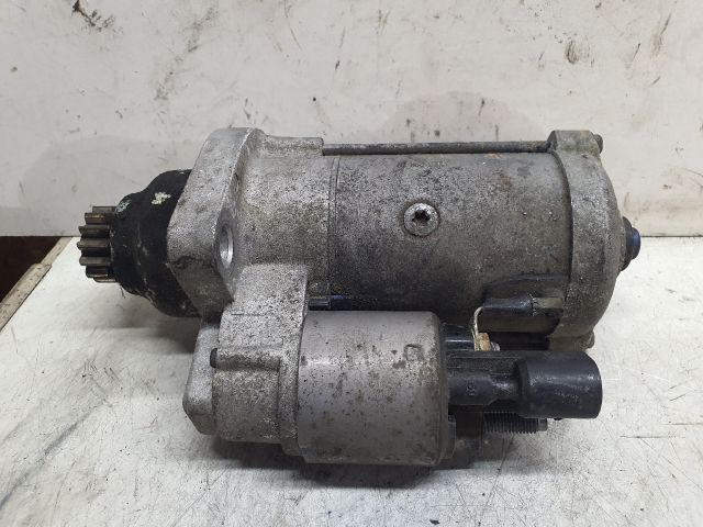 bontott VW GOLF VII Önindító