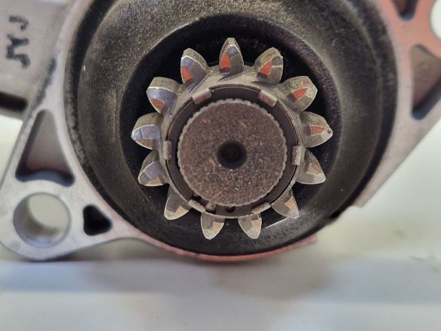 bontott VW GOLF VII Önindító