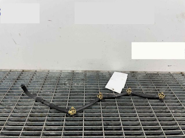 bontott VW GOLF VII Résolajcső