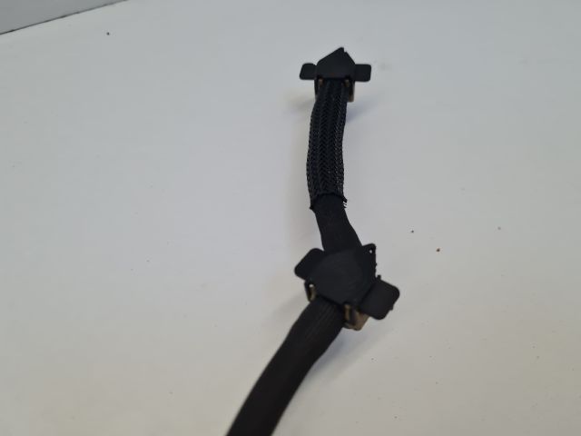 bontott VW GOLF VII Résolajcső