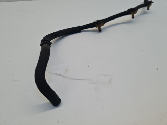 bontott VW GOLF VII Résolajcső