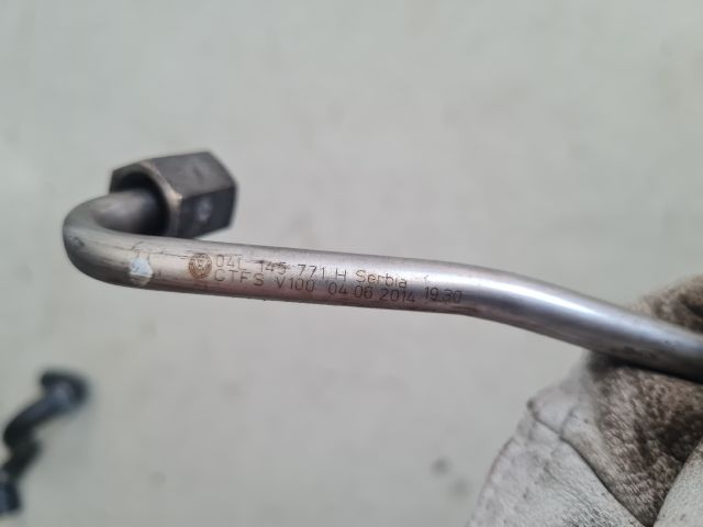 bontott VW GOLF VII Turbó Olajcső