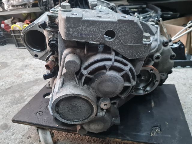 bontott VW GOLF VII Váltó (Mechanikus)
