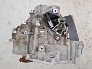 bontott VW GOLF VII Váltó (Mechanikus)