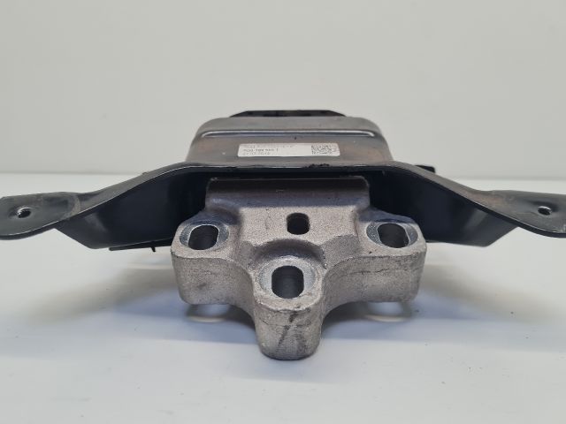 bontott VW GOLF VII Váltó Tartó Bak (Pozíciófüggetlen)