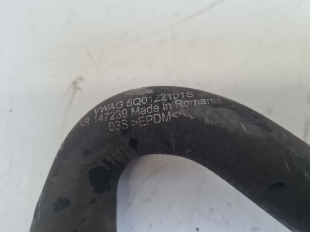 bontott VW GOLF VII Vízcső