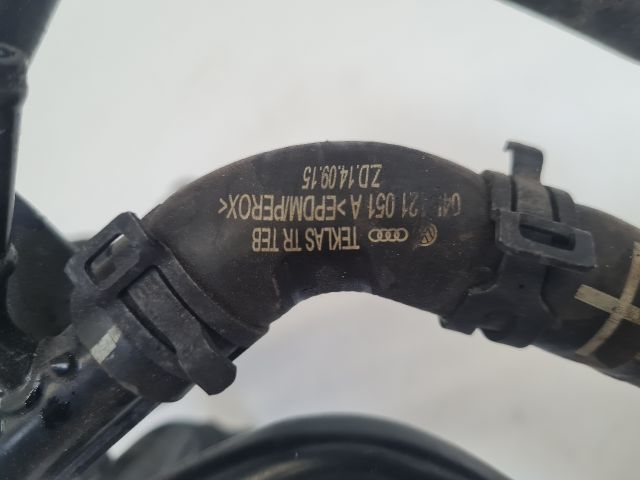 bontott VW GOLF VII Vízcső