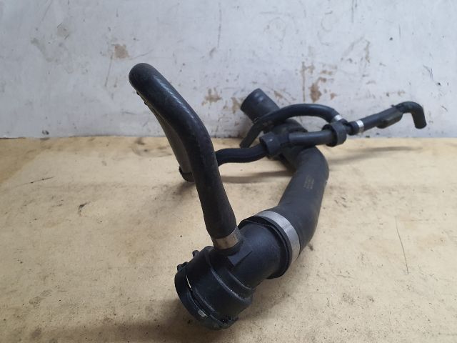 bontott VW GOLF VII Vízcső