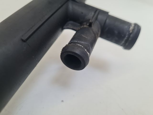 bontott VW GOLF VII Vízcső