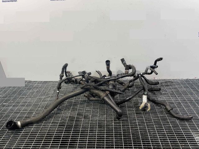 bontott VW GOLF VII Vízcső