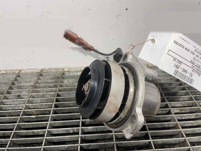 bontott VW GOLF VII Vízpumpa