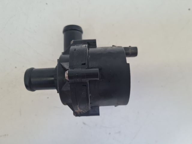 bontott VW GOLF VII Vízpumpa