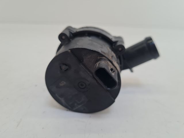 bontott VW GOLF VII Vízpumpa