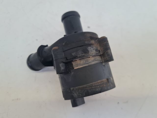 bontott VW GOLF VII Vízpumpa