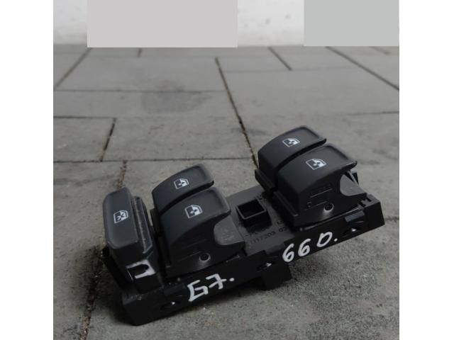 bontott VW GOLF VII Ablakemelő Kapcsoló Négyes / Kettes