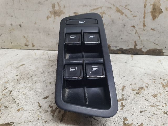 bontott VW GOLF VII Ablakemelő Kapcsoló Négyes / Kettes