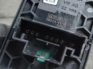 bontott VW GOLF VII Ablakemelő Kapcsoló Négyes / Kettes