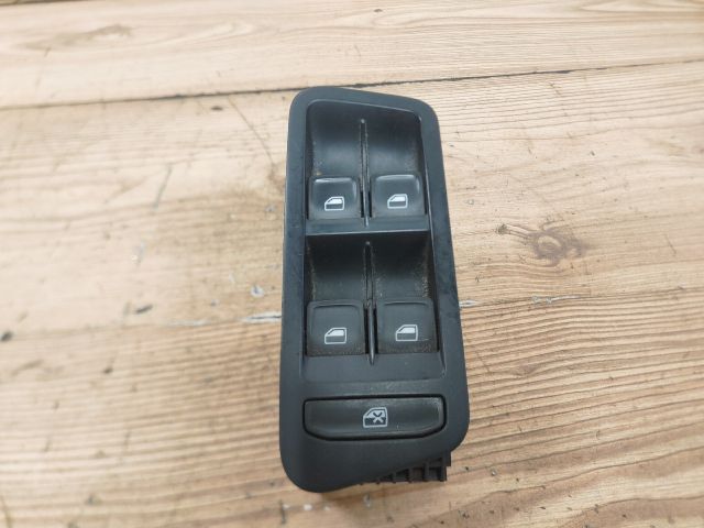 bontott VW GOLF VII Ablakemelő Kapcsoló Négyes / Kettes