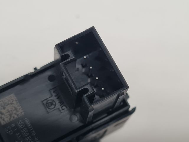 bontott VW GOLF VII Ablakemelő Kapcsoló (Pozíciófüggetlen)