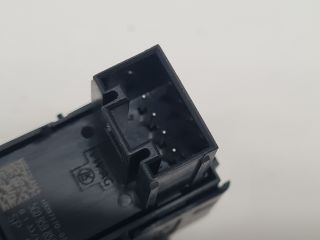 bontott VW GOLF VII Ablakemelő Kapcsoló (Pozíciófüggetlen)