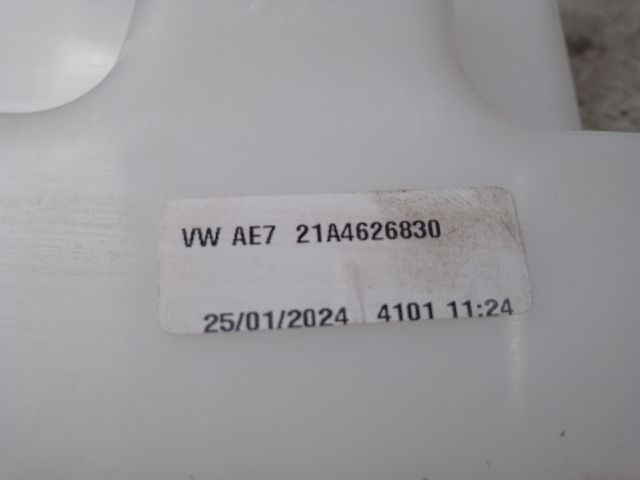 bontott VW GOLF VII Ablakmosó Tartály