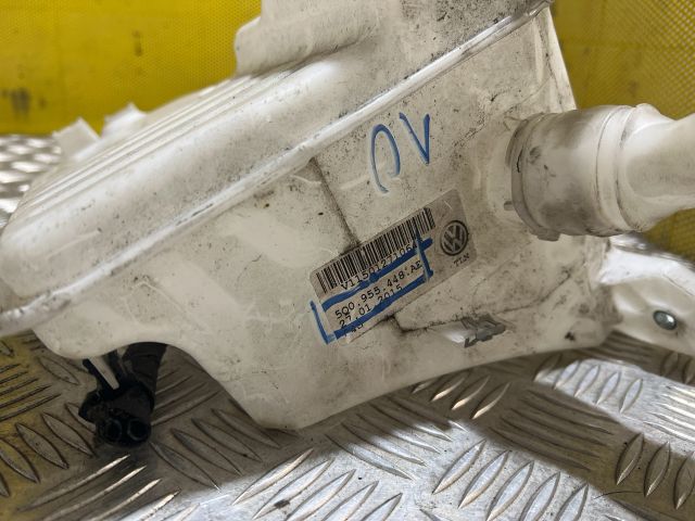 bontott VW GOLF VII Ablakmosó Tartály