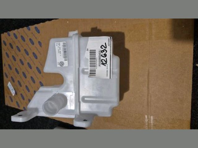 bontott VW GOLF VII Ablakmosó Tartály