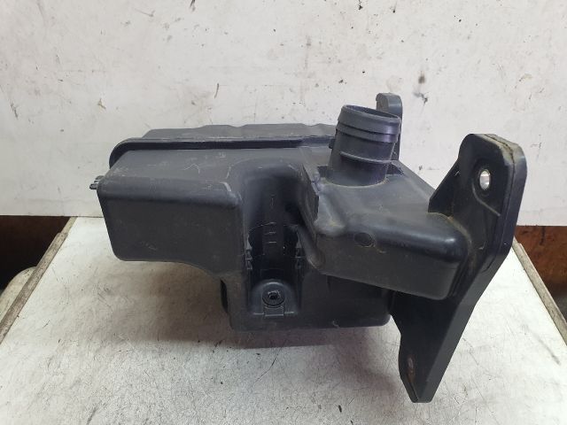 bontott VW GOLF VII Ablakmosó Tartály