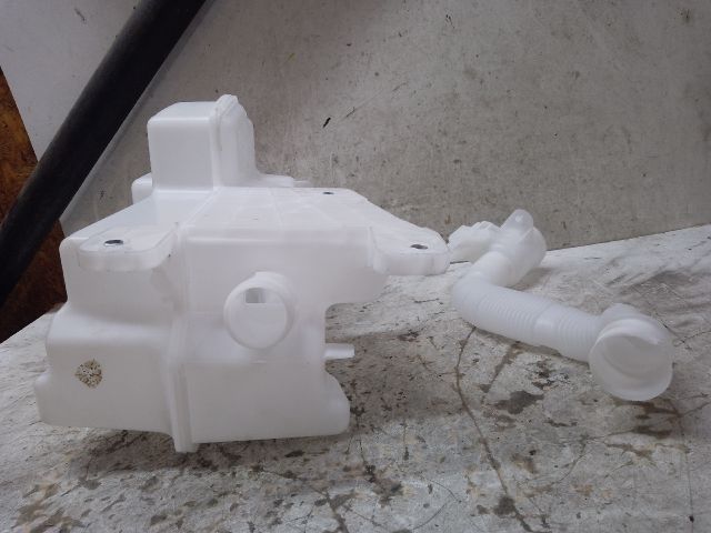 bontott VW GOLF VII Ablakmosó Tartály