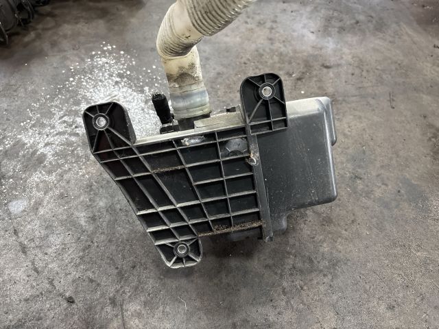 bontott VW GOLF VII Ablakmosó Tartály